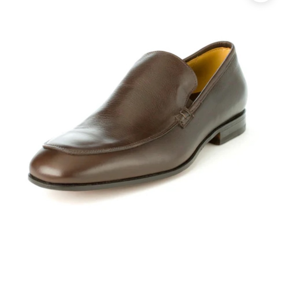 Mens Varda Brown leather loafers size 11 with a classic style. Italian leather